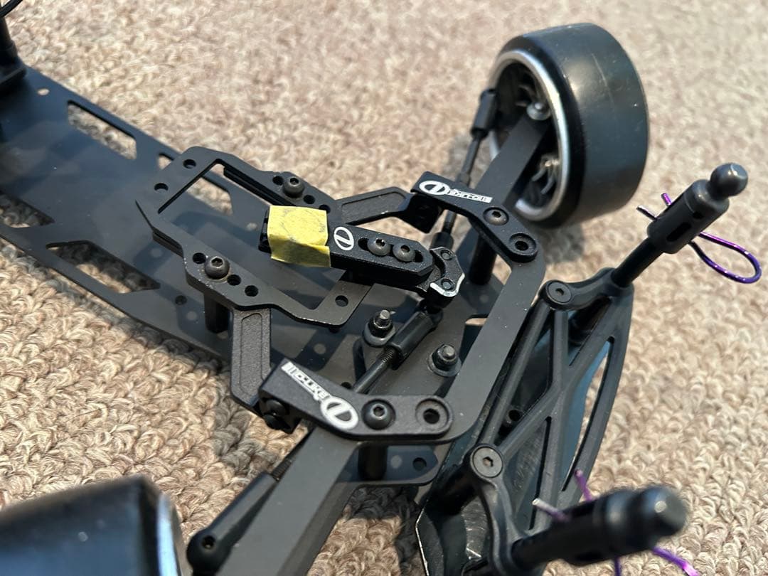 陸人・LP-86+AE86レビン、ボデ付き（オプションパーツ付き）