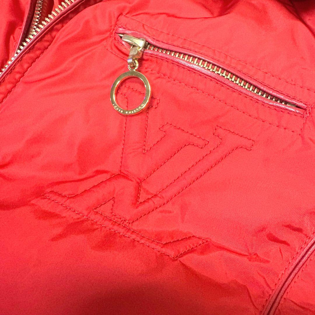 【極美品】LOUIS VUITTON ルイヴィトン ダウンベスト LVロゴ