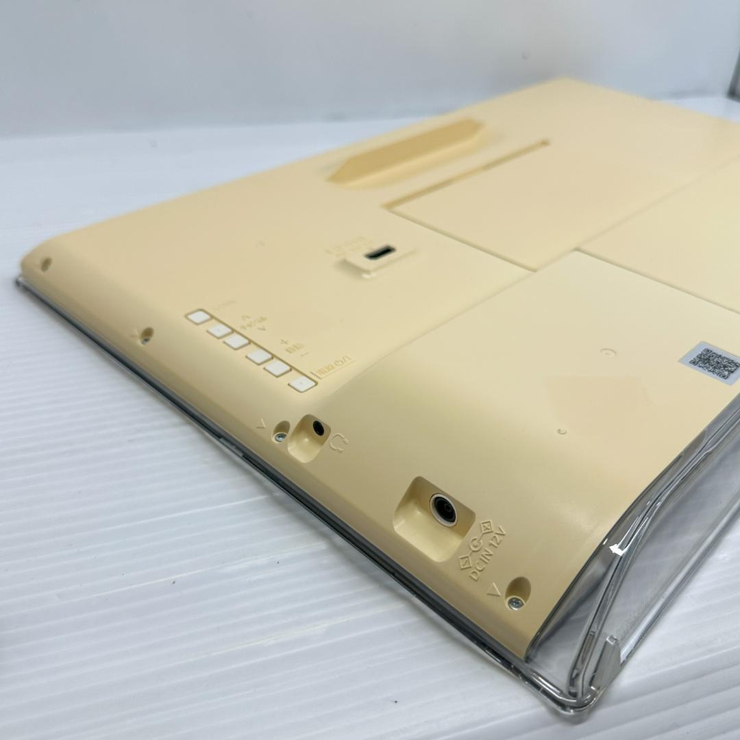 Panasonic UN-19F7-K ポータブルテレビ 19インチ