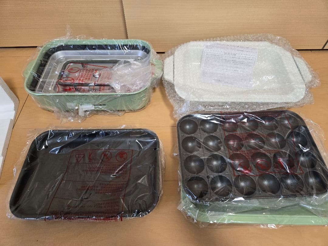 BRUNOコンパクトホットプレート　グラスグリーン ＋ セラミックコート鍋