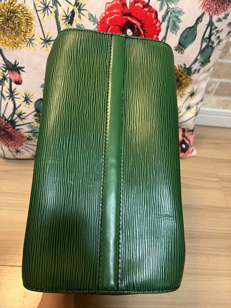 ルイヴィトン エピ　スピーディ　25センチ