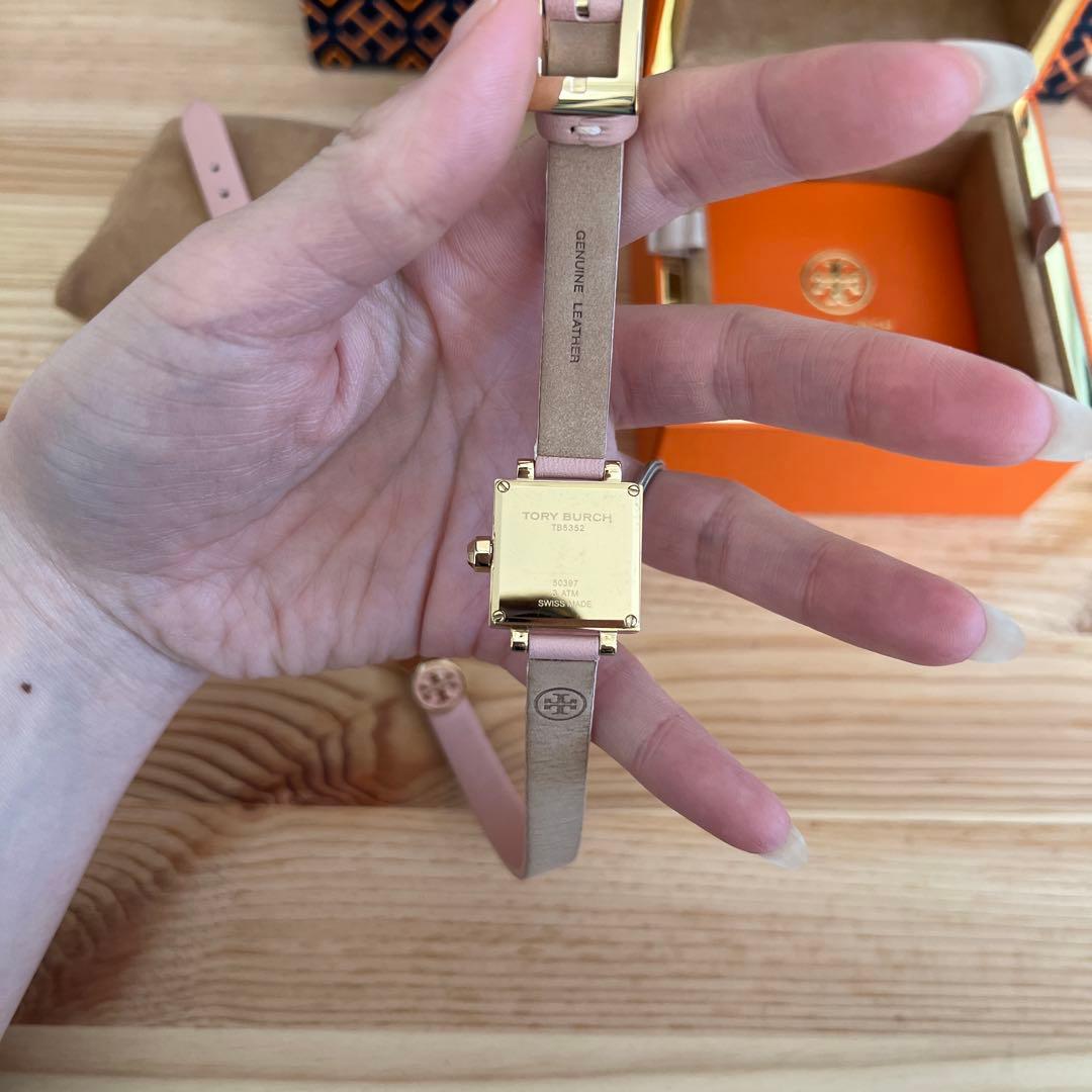 美品♡トリーバーチ(ショッパー、箱付き)