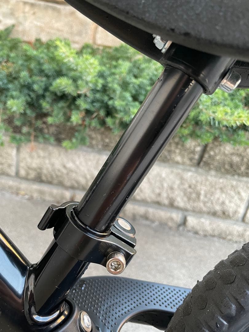 ストライダー　STRIDER　ブラック