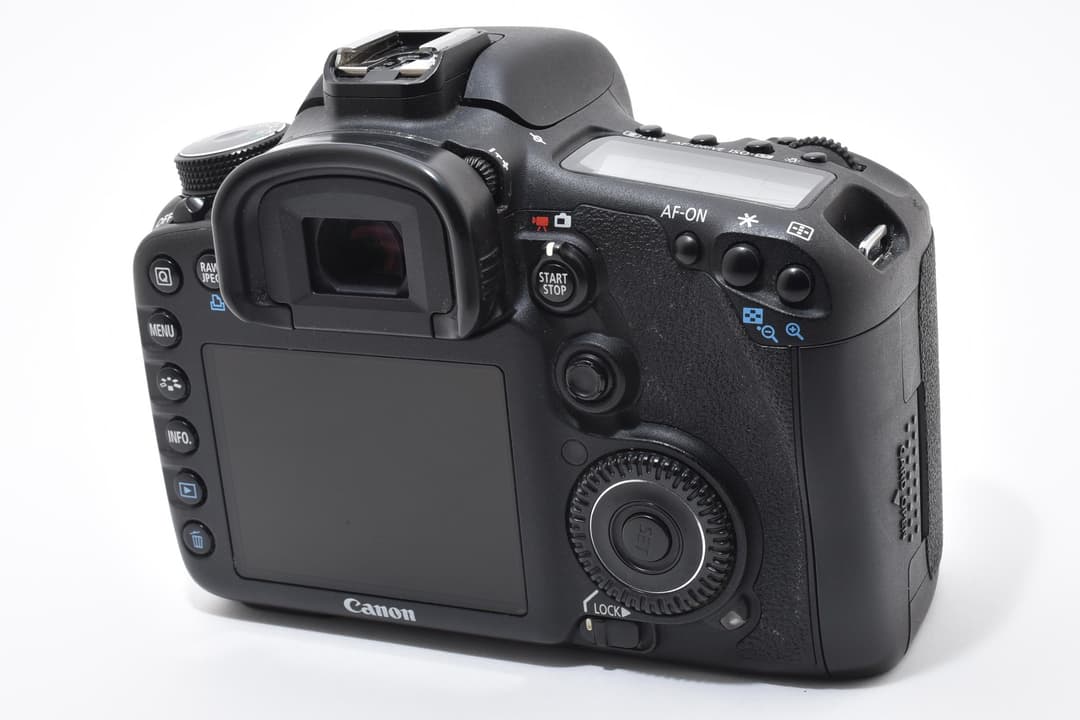 ■16722ショットの美品■ キヤノン EOS 7D #C772