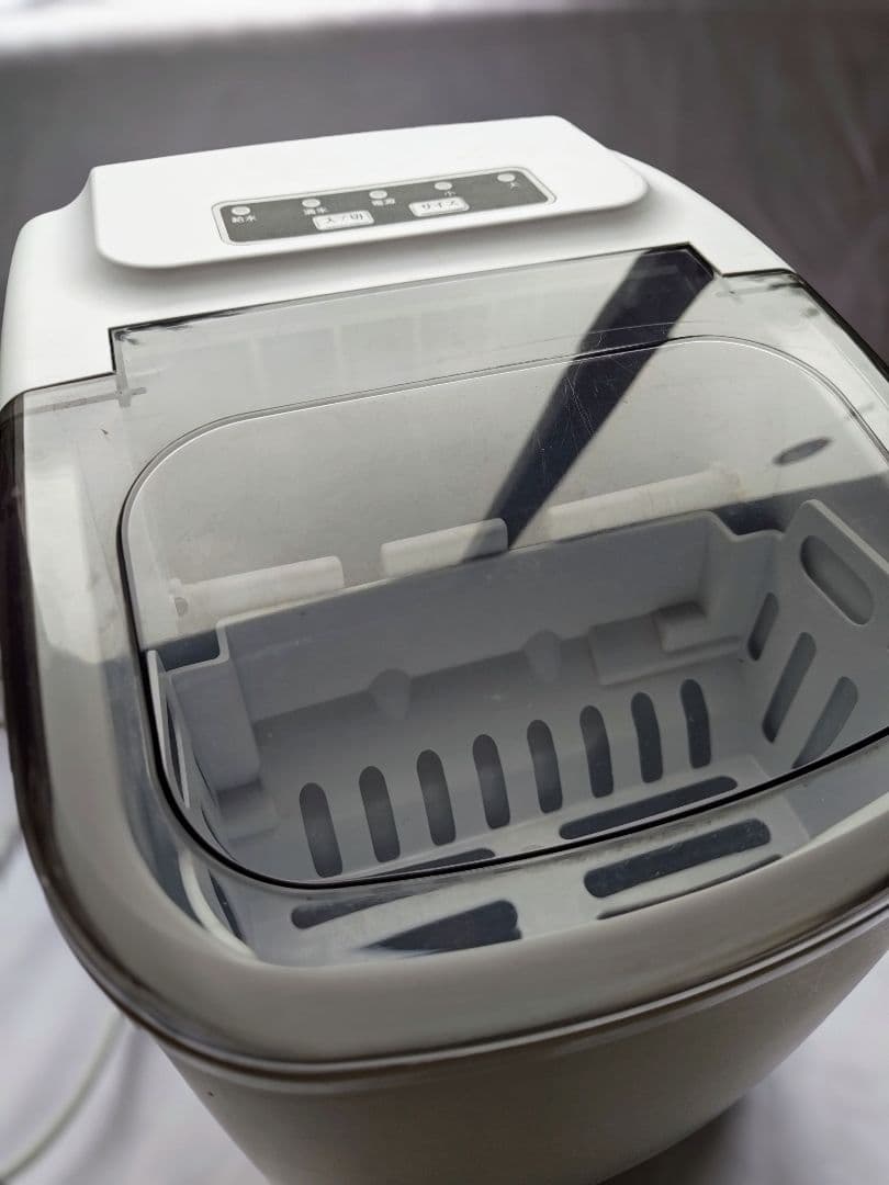 家庭用製氷機　サイズ調整機能付き　最終価格