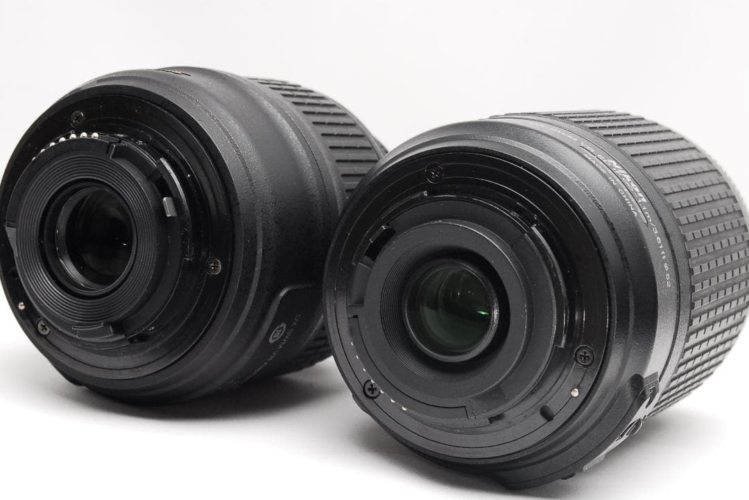 Nikon D3000 ♥撮影枚数1252枚 ダブルレンズ 外箱付き 一眼レフ