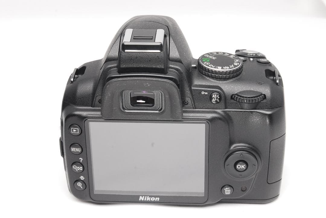 Nikon D3000 ♥撮影枚数1252枚 ダブルレンズ 外箱付き 一眼レフ