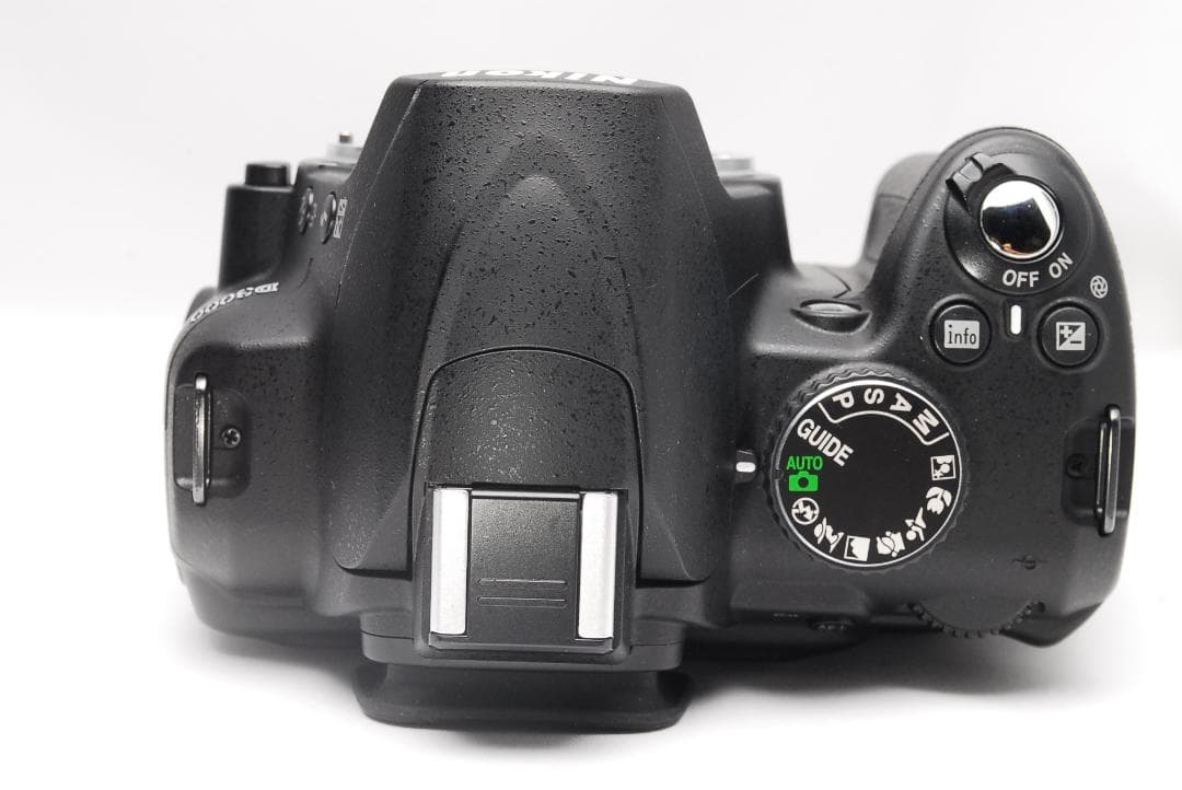 Nikon D3000 ♥撮影枚数1252枚 ダブルレンズ 外箱付き 一眼レフ