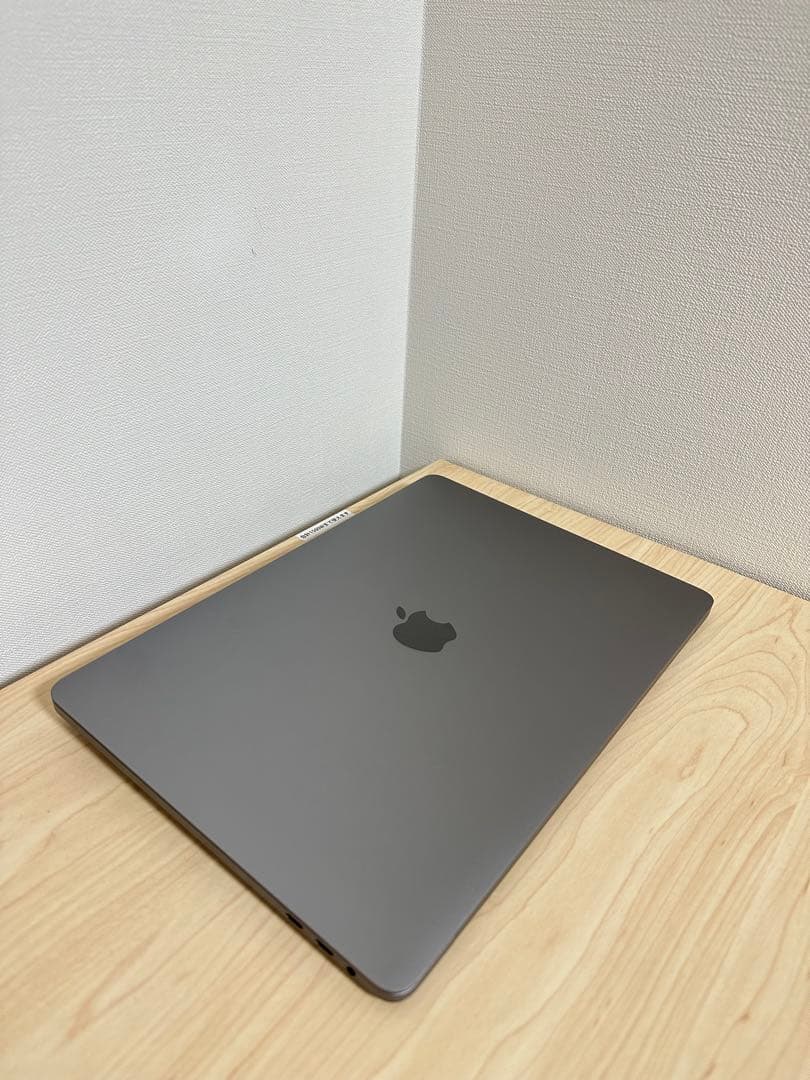 美品MacBook Pro 13インチ 8GB SSD 512 タッチパネル