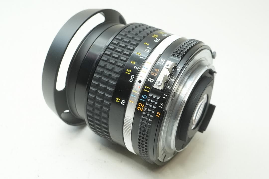 ■広角 単焦点レンズ　Nikon Ai-s NIKKOR 28mm F3.5