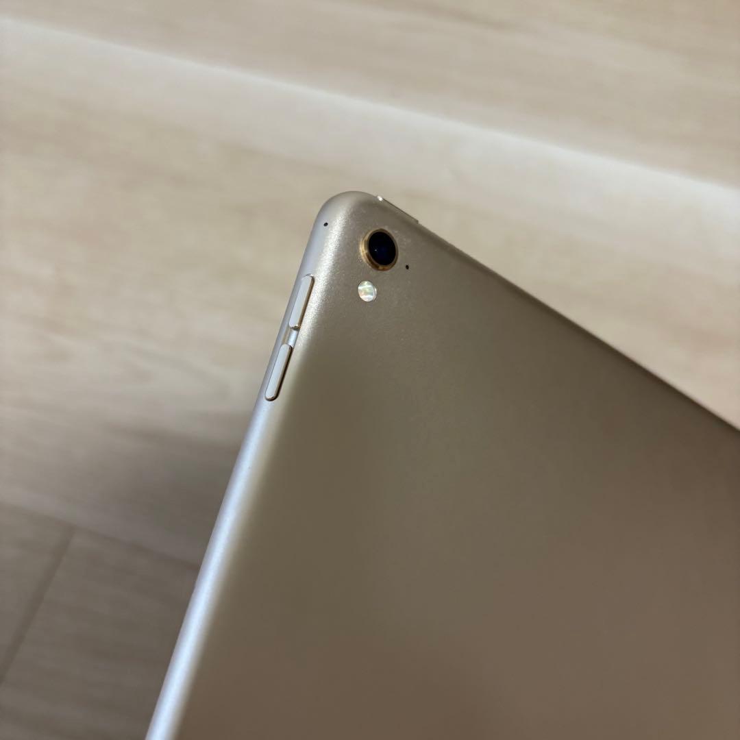iPad Pro 9.7インチ Wi-Fiモデル 32GB A1673 本体