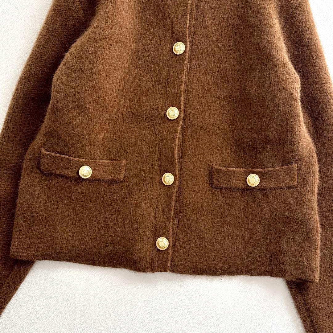 02379-4 アニュアンス　金ボタン　ラクーンファーカーディガン　キャメル