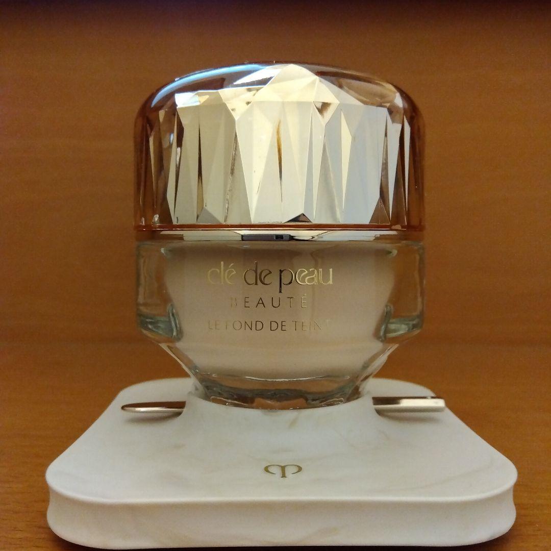 クレ・ド・ポー ボーテ ル・フォンドゥタンｎピンクオークル 10