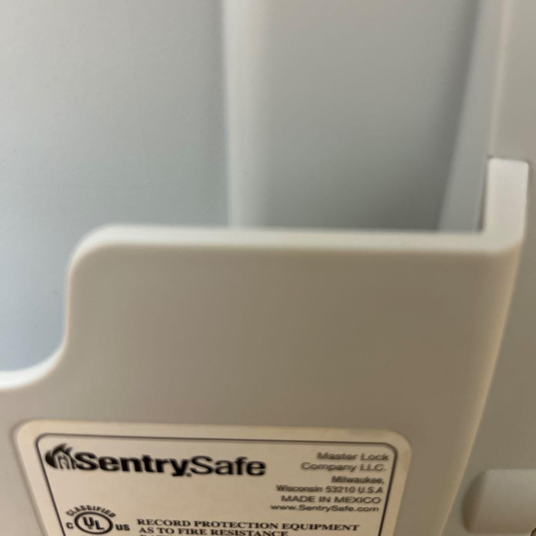 セントリー(Sentry) JF123CT 耐火金庫