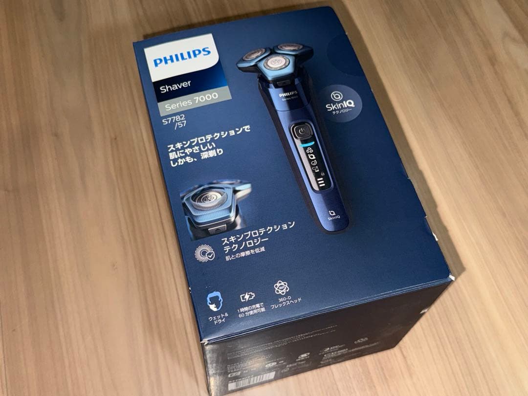 Philips メンズ電気シェーバー S7782/57 Series 7000