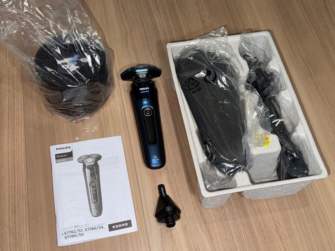 Philips メンズ電気シェーバー S7782/57 Series 7000