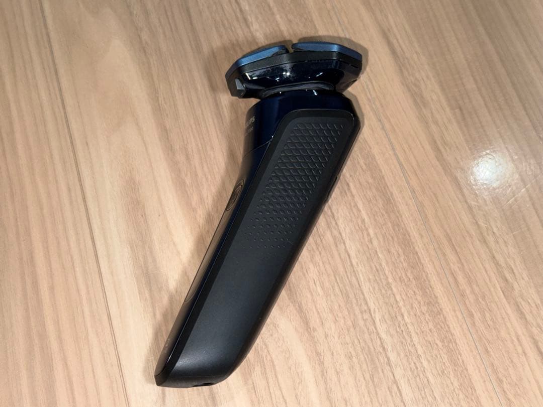 Philips メンズ電気シェーバー S7782/57 Series 7000