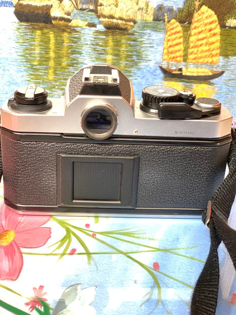 ニコン FM2 シルバー 70mm 単焦点レンズ