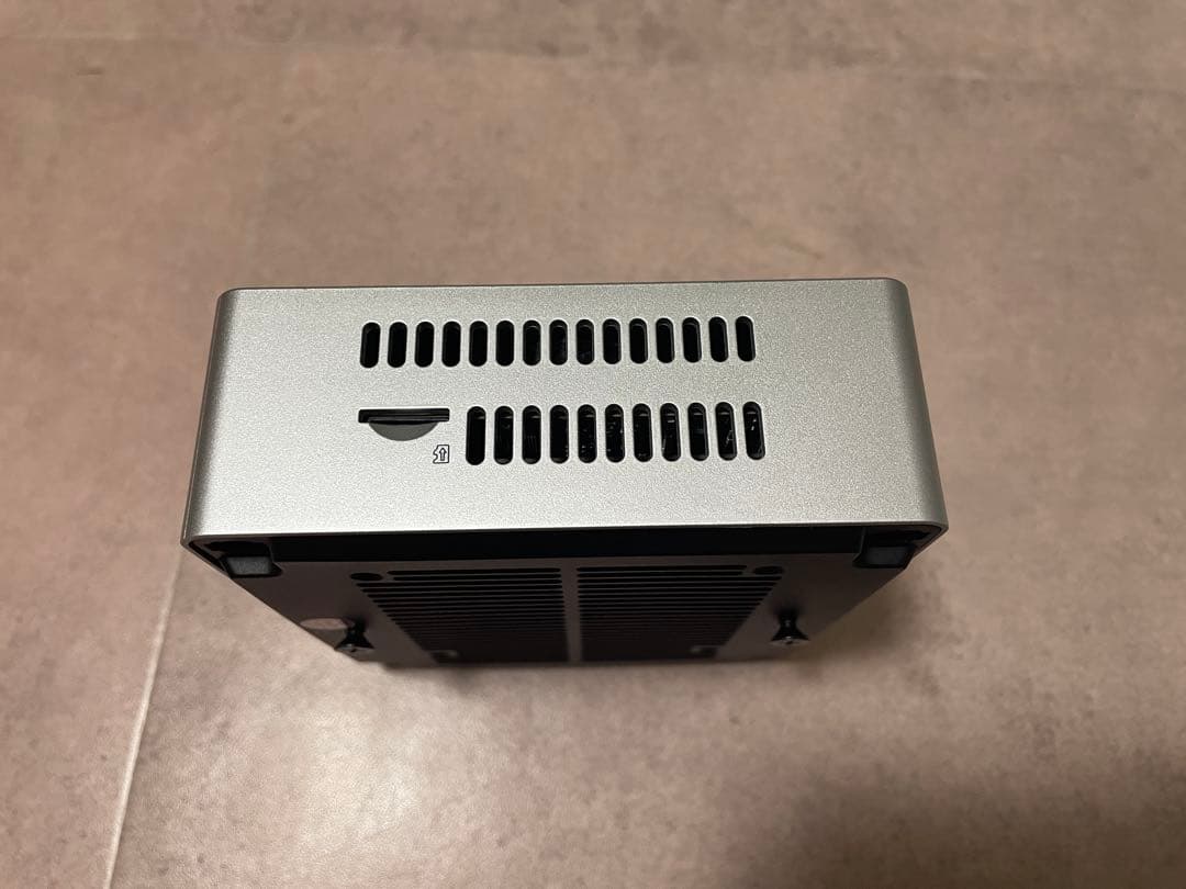 MINISFORUM MF146V1 ミニPC