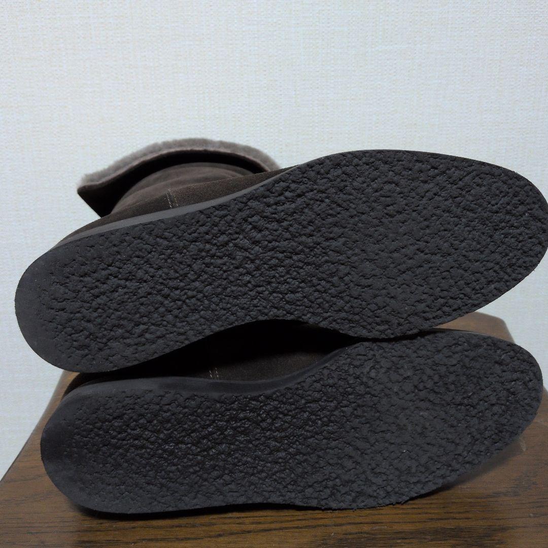 専用ですフェラガモ　ムートンブーツ　ヴァラリボン