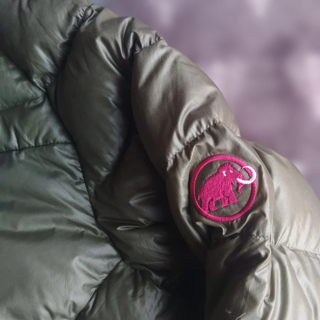 MAMMUT ダウンジャケット フード付き (レディースM)