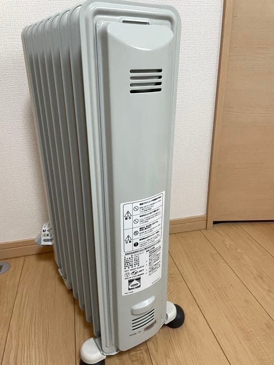 デロンギ オイルヒーター　DeLonghi HJ0812