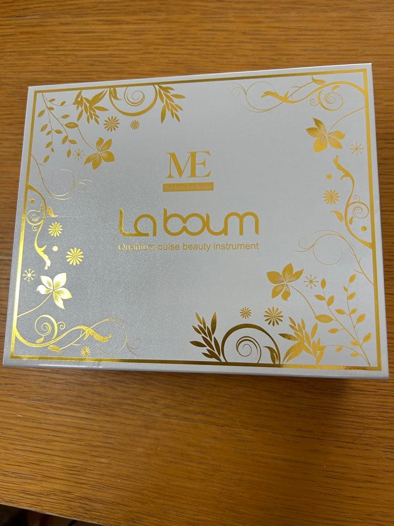 ME LABON 美顔器　LA 02 IKKOさんプロデュース