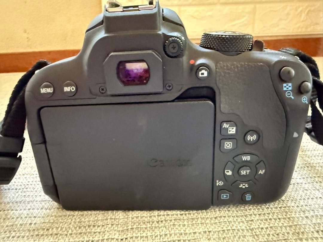 一眼レフ Canon EOS kiss X9i