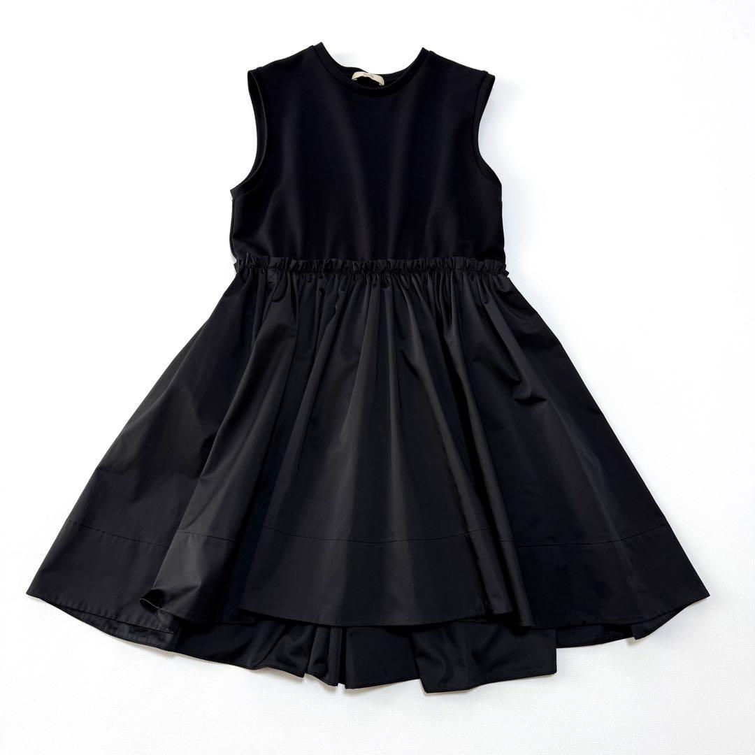 極美品 LE PHIL リモンタ ナイロンツイルティアードワンピース　ブラック