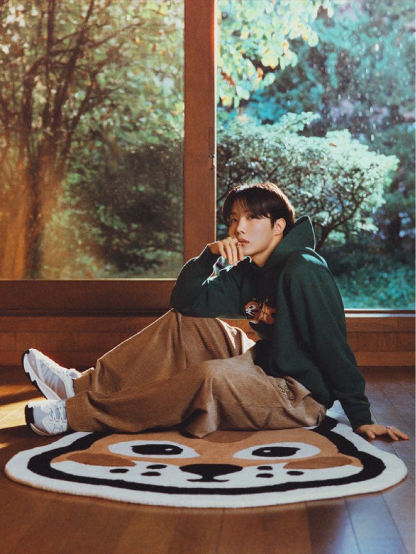 HUMAN HOPE RUG 　ジェイホープ　ラグマット　BTS j-hope