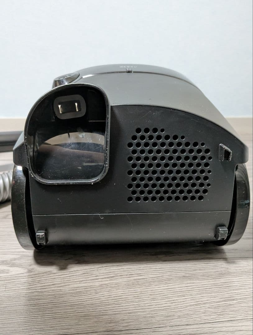 ​【2024年製】東芝 紙パック式掃除機 VC-PM7A 軽量コンパクト