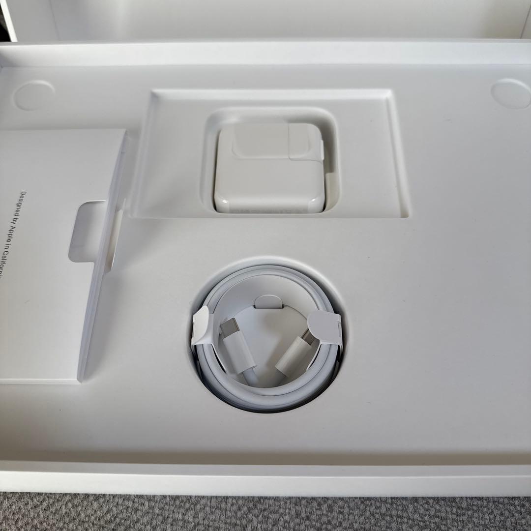 【美品】MacBook Air 13.3インチ M1チップ スペースグレイ