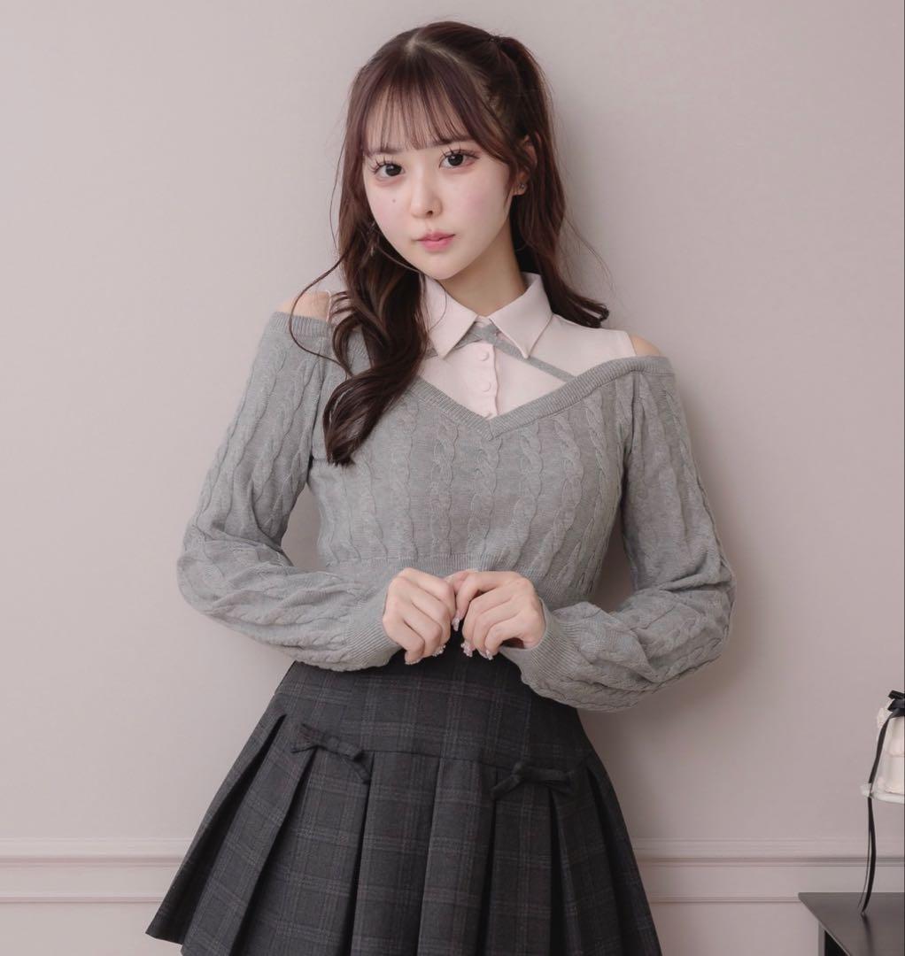 Pium シャツレイヤードオープンショルダーニット