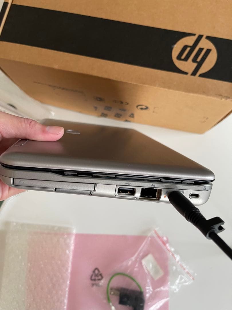 Windowsノート本体 HP2133 Mini Windows Vista