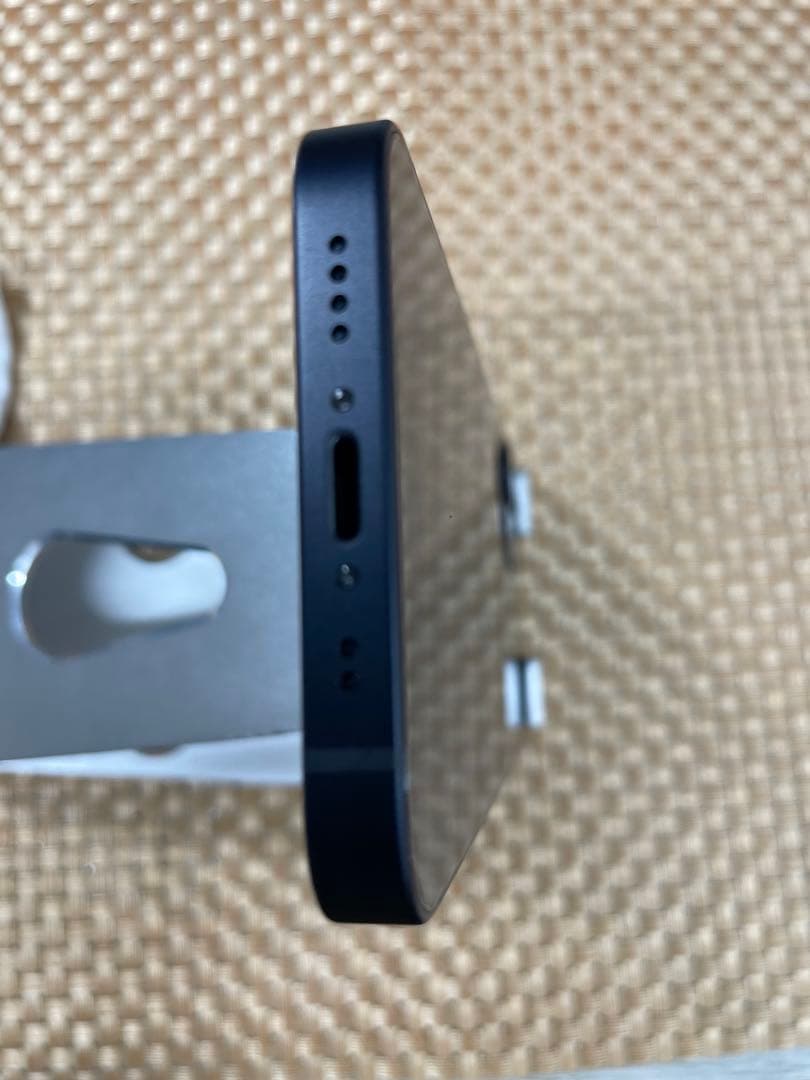 iPhone 12 mini 64 GBブラックSIMフリー【6948】