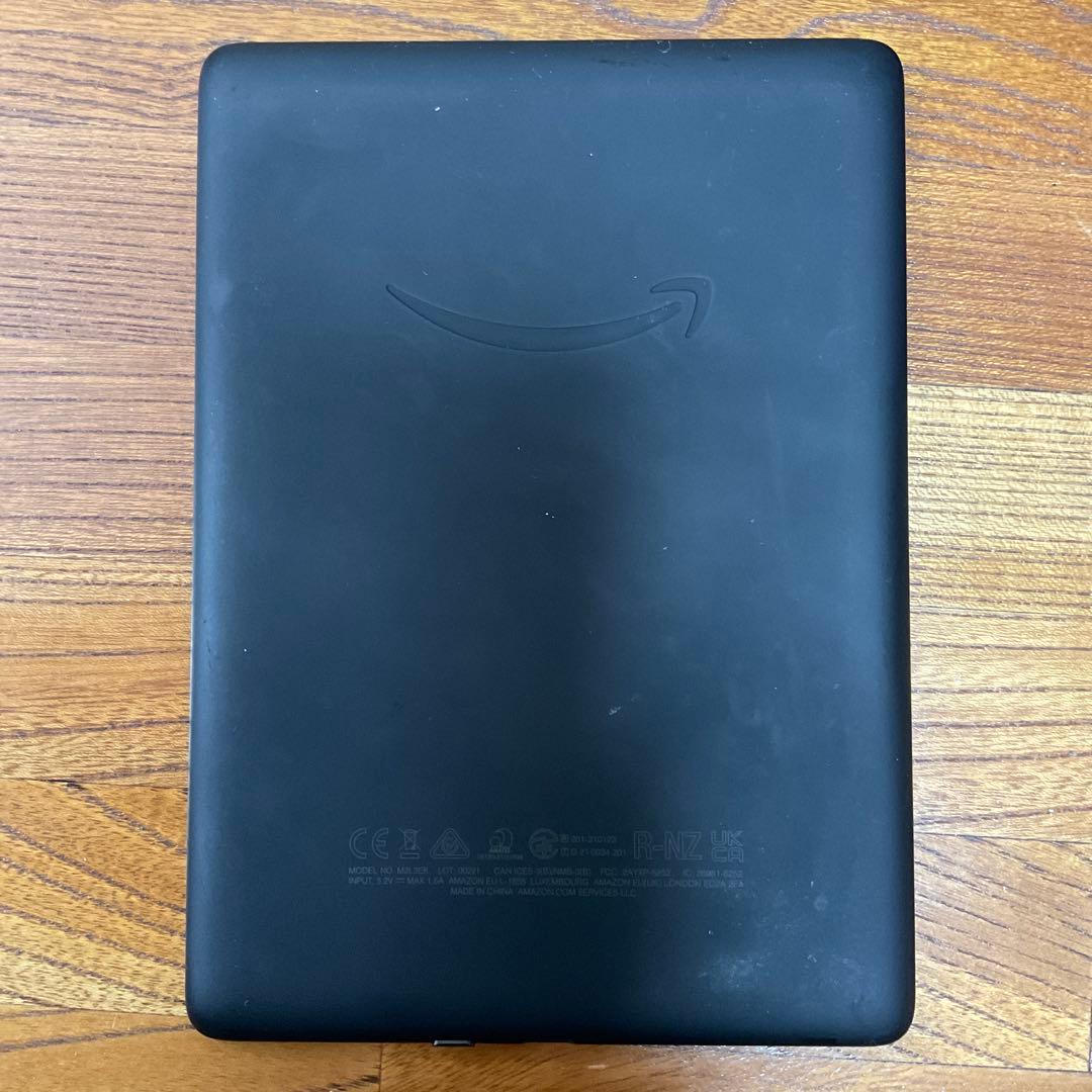 Kindle Paperwhite 第11世代　6.8インチ 広告なし版