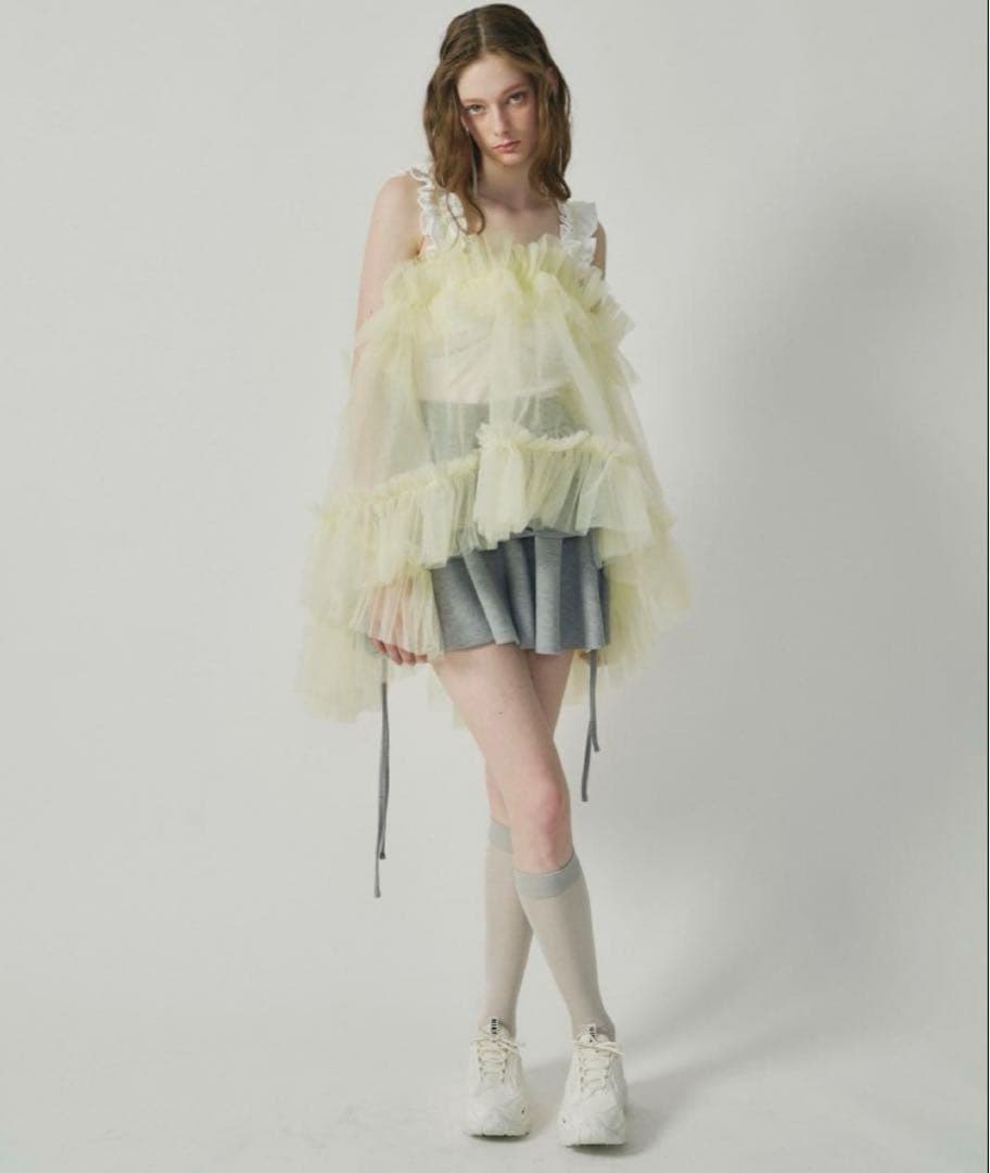 美品完売品J1U チュールボリュームフリルキャミソールチュニック