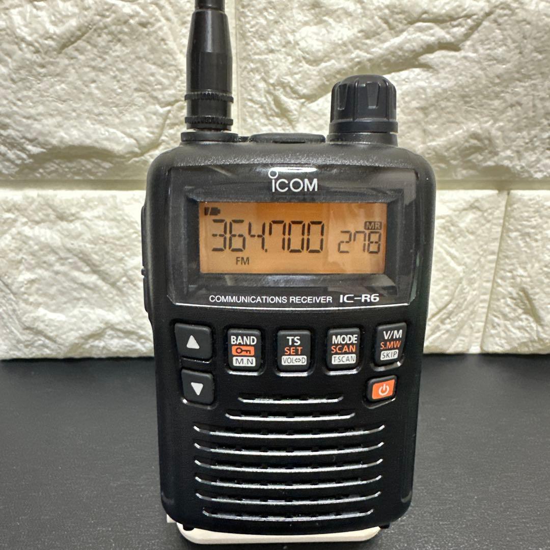 ICOM IC-R6 通信受信機　　電池式　通電確認済　現状品