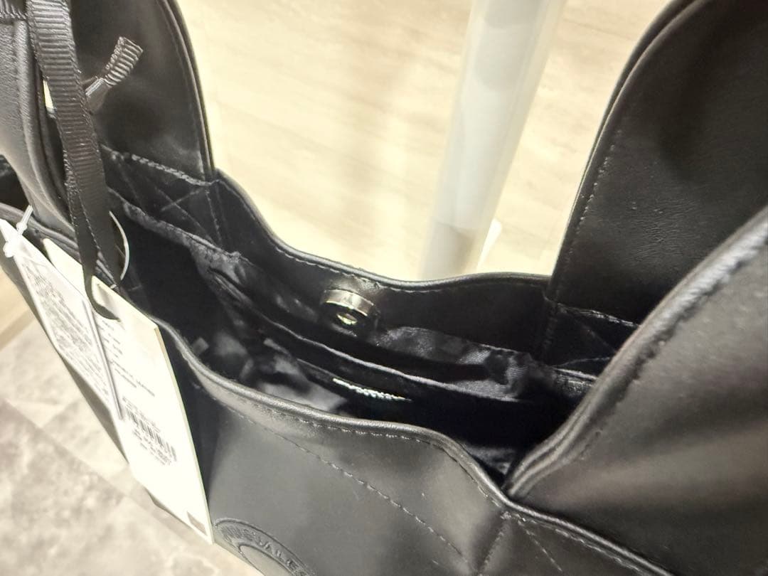 ひげ様1PIU1UGUALE3 RELAX サークルロゴハンドバッグトートバッグ