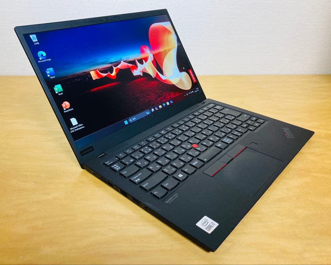 ThinkPad X1 Carbon Gen8/i7/SSD1TBメモリ16GB