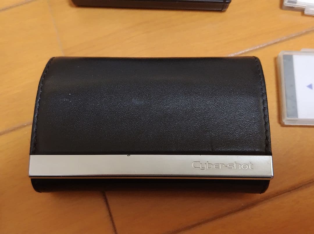 中古品　SONY　Cyber-shot　Exmor R 10.2 DSC−TX1