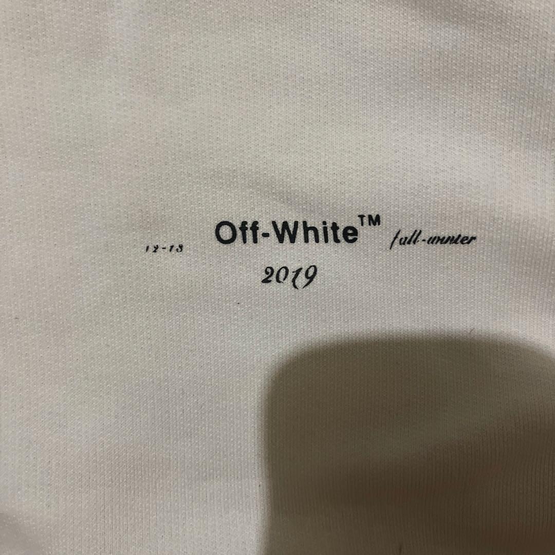 off-white パーカー　オフホワイト