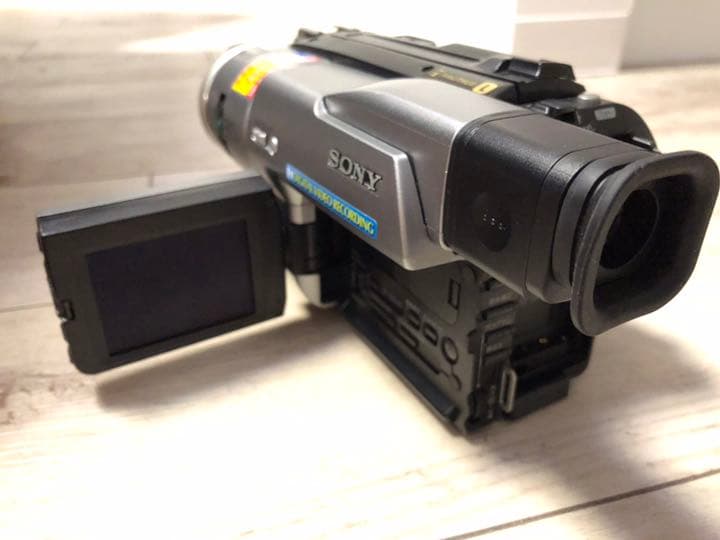 【激レア】SONY DCR-TRV110K(8ミリビデオテープ×4本付)