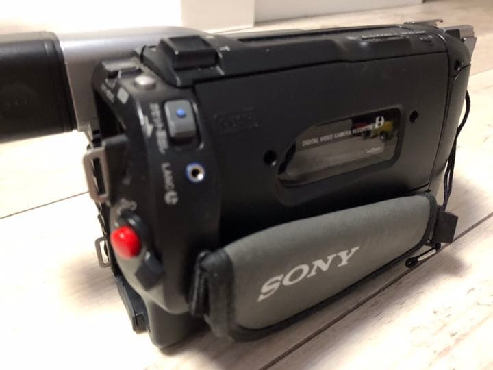 【激レア】SONY DCR-TRV110K(8ミリビデオテープ×4本付)