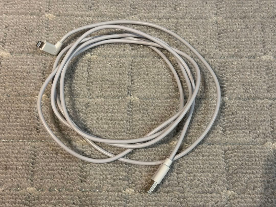 【あゆみ】iPhone 14 Pro Max ディープパープル 128GB