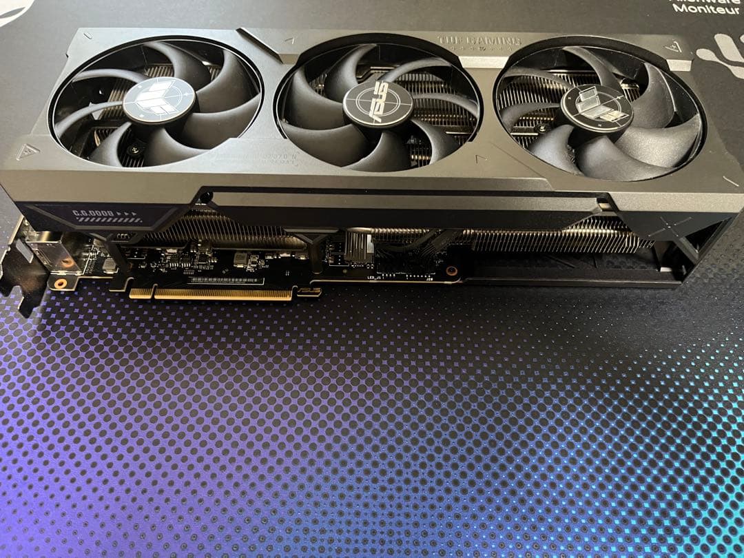 グラフィックボード・グラボ・ビデオカード ASUS TUF Gaming GeForce RTX 4090 24GB