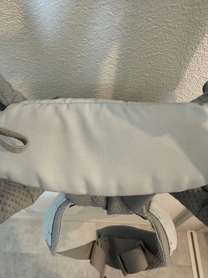 ergobaby OMNI breeze グレー抱っこひも