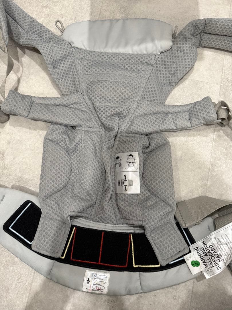 ergobaby OMNI breeze グレー抱っこひも