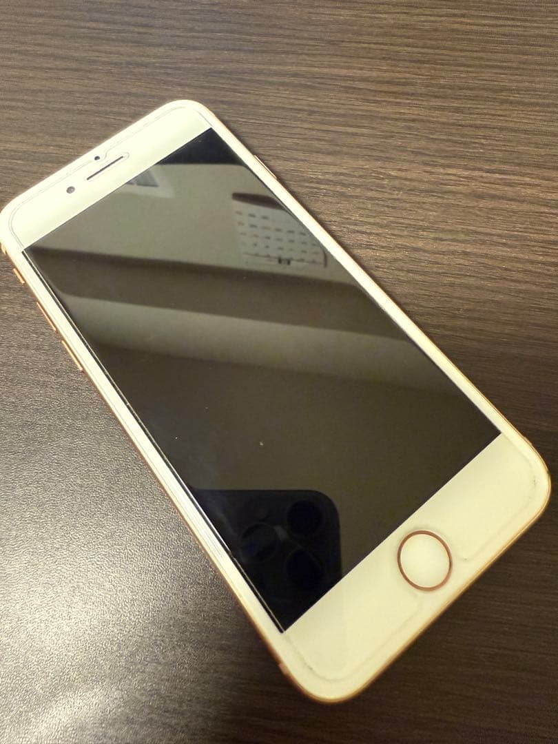 iPhone8 64GB ゴールド　中古　SIMフリー