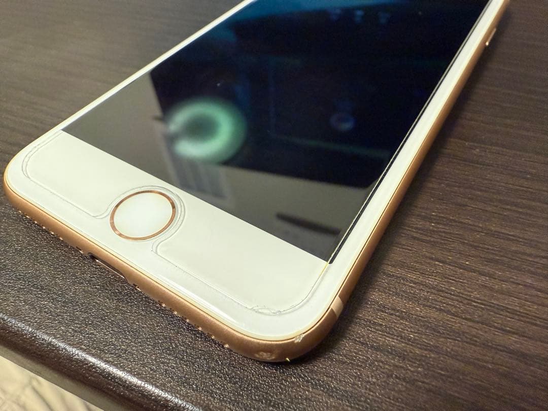 iPhone8 64GB ゴールド　中古　SIMフリー